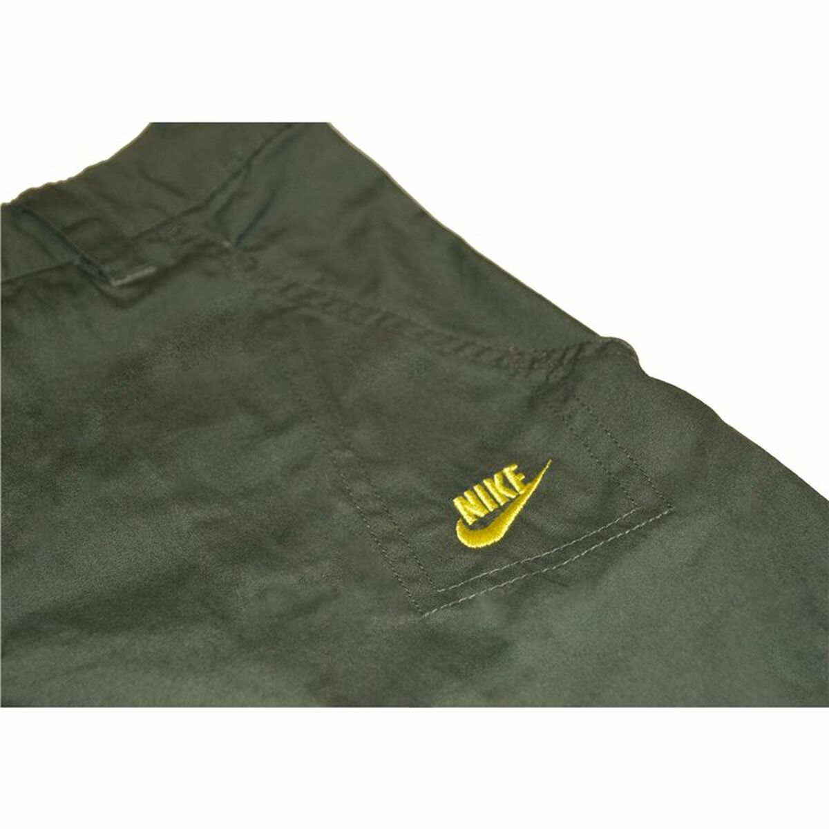 Nike JD Street Cargo Olive Boys' Shorts - Green von Nike | BYAG.