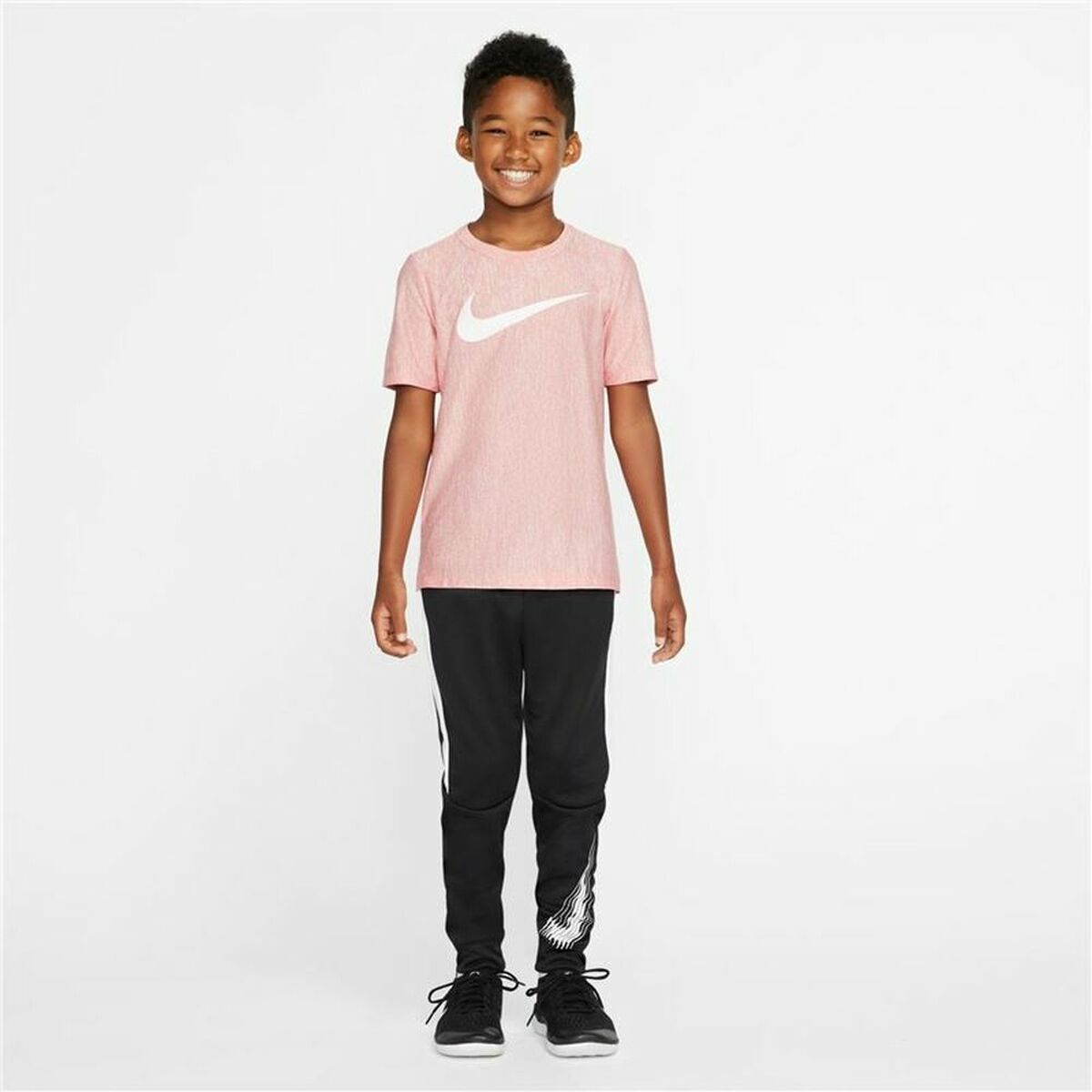 Nike Dri-FIT Therma Boys' Track Pants - Black von Nike | BYAG.