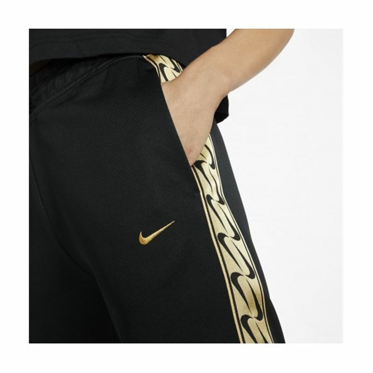 Nike Adult's Sportswear Women's Track Pants - Black von Nike | BYAG.