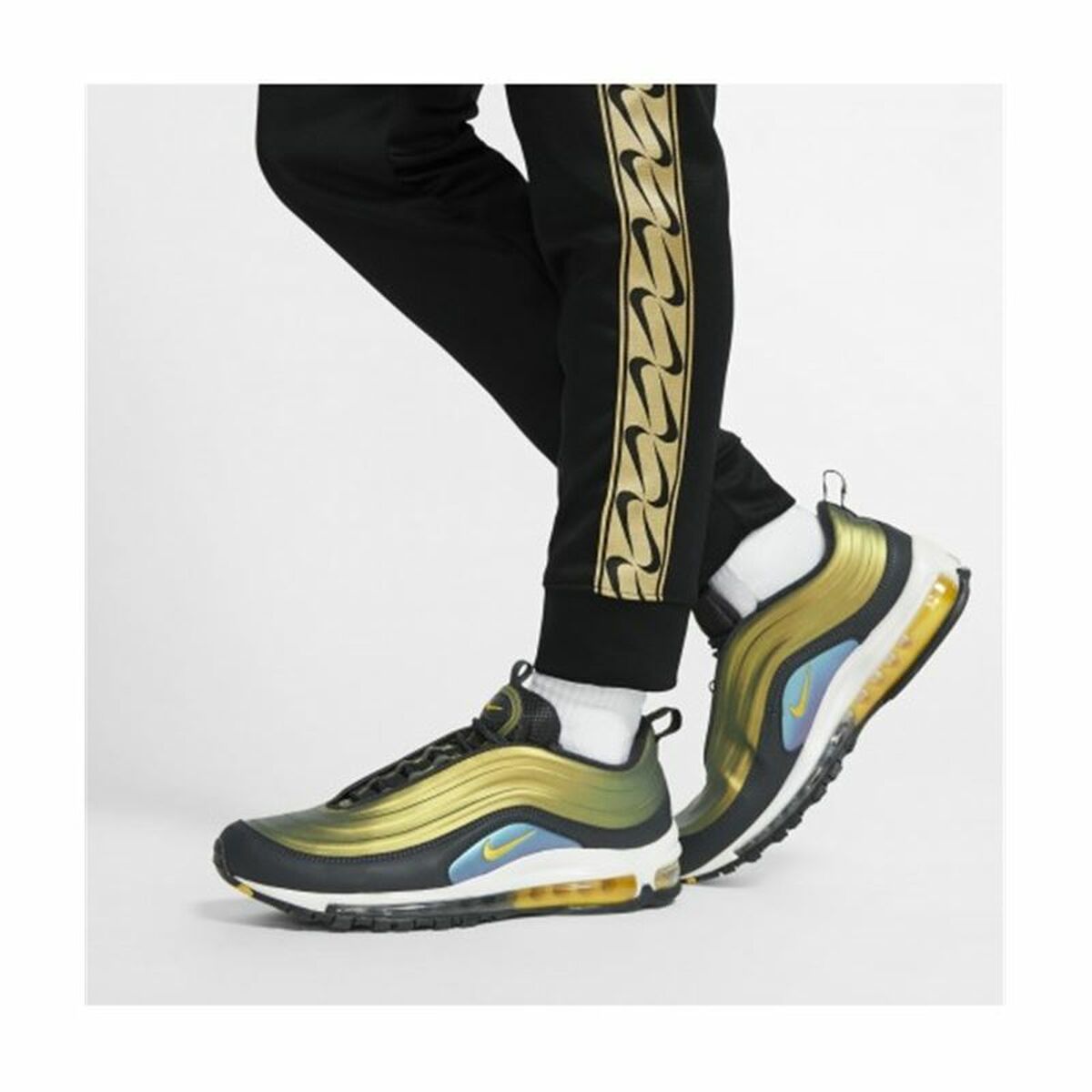 Nike Adult's Sportswear Women's Track Pants - Black von Nike | BYAG.