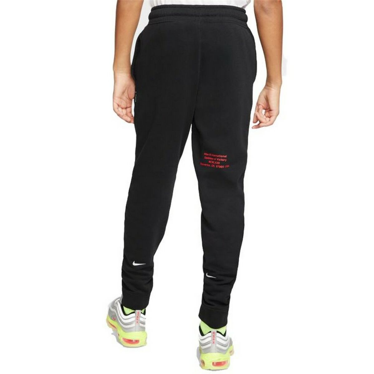 Nike Swoosh Boys' Track Pants - Black von Nike | BYAG.