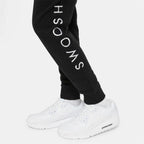 Nike Swoosh Boys' Shorts - Black von Nike | BYAG.