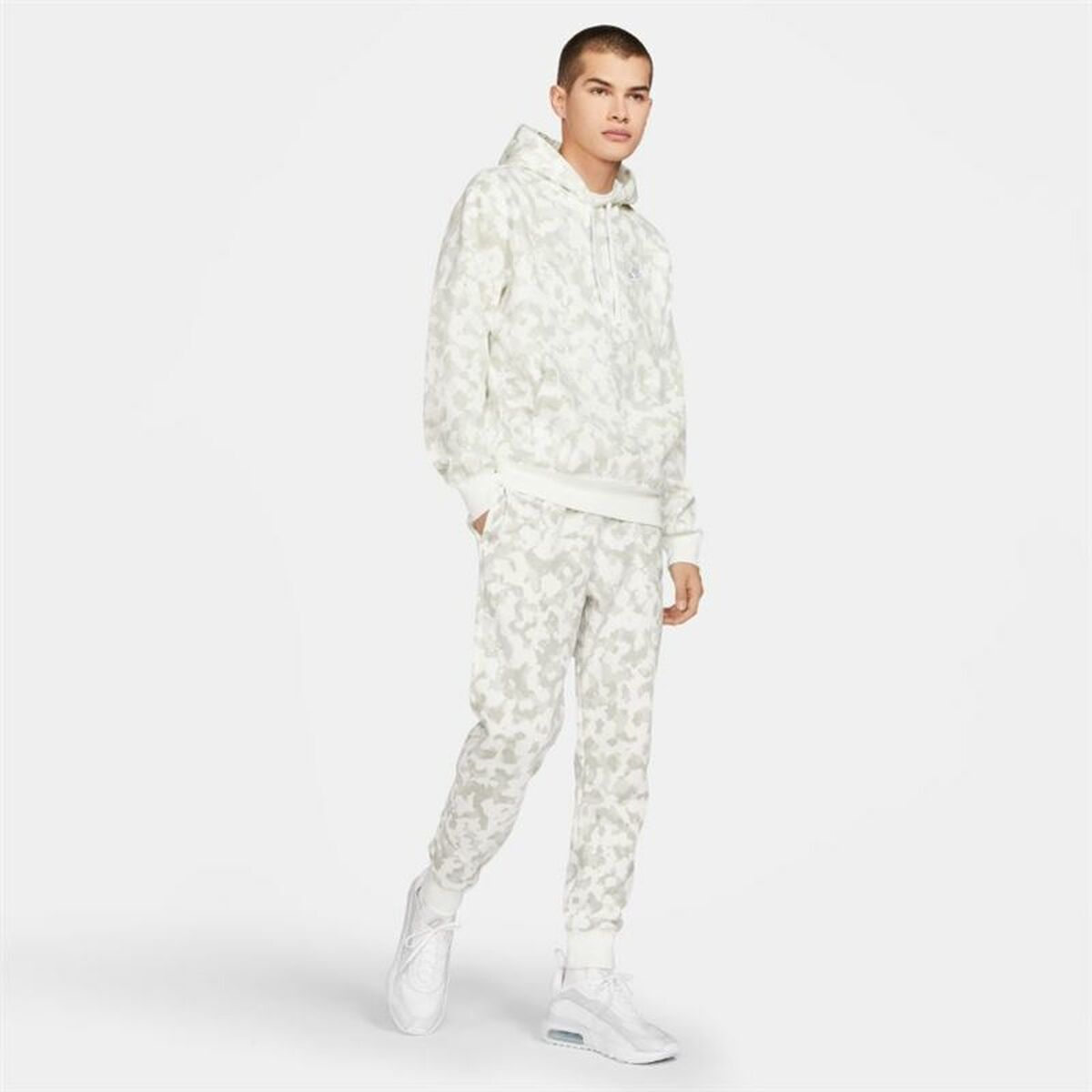 Nike Sportswear Club Men's Hoodie - White von Nike | BYAG.