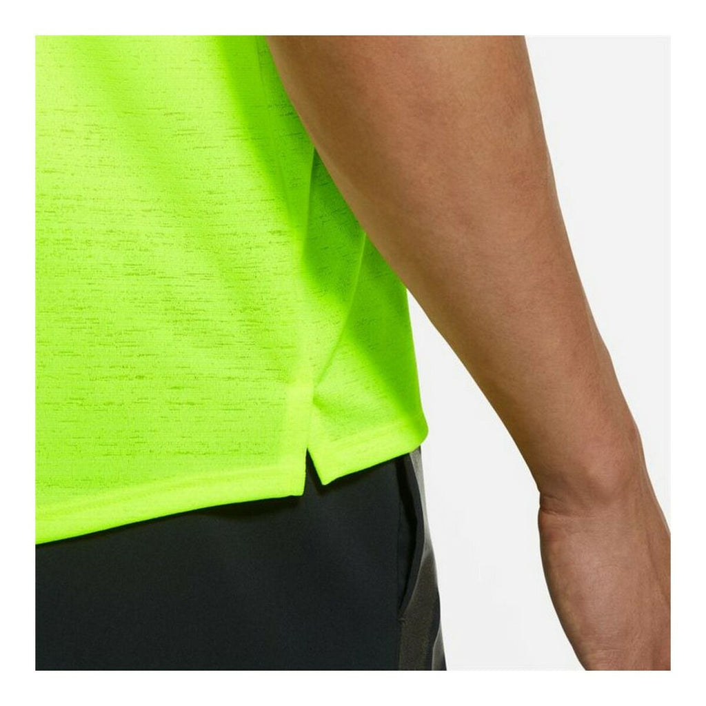 Nike Short-sleeve Dri-FIT Miler Men's T-Shirt - Yellow von Nike | BYAG.