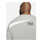 Nike Sportswear Men's T-Shirt - Light Grey von Nike | BYAG.