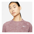 Nike Pacer Women's T-Shirt - Salmon von Nike | BYAG.