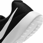 Nike Tanjun Men's Trainers - Black von Nike | BYAG.