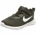 Nike Revolution 6 Girls' Trainers - Black von Nike | BYAG.