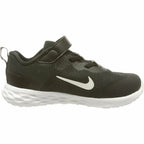 Nike Revolution 6 Girls' Trainers - Black von Nike | BYAG.