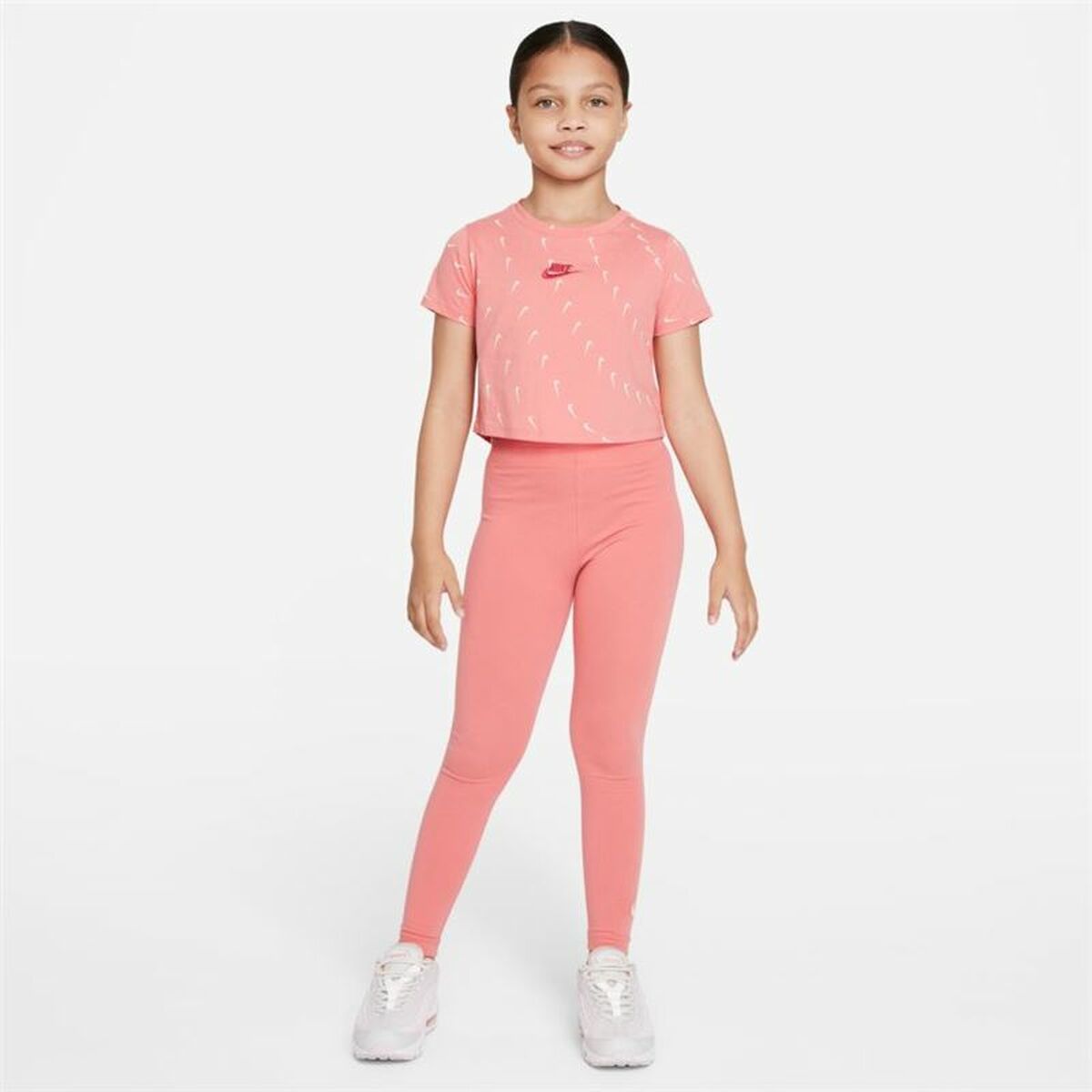 Nike Sportswear Girls' T-Shirt - Salmon von Nike | BYAG.