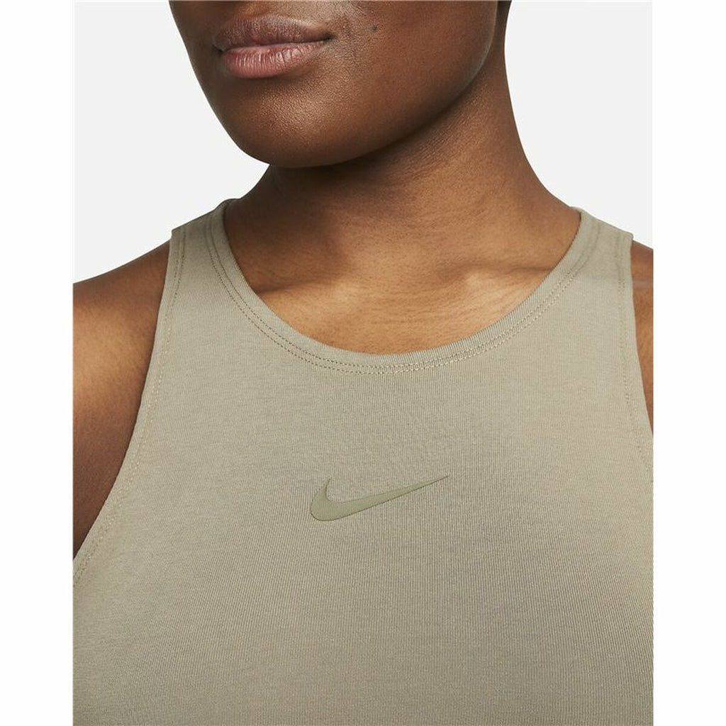 Nike Top Sportswear Women's Sports & Outdoors - Green von Nike | BYAG.