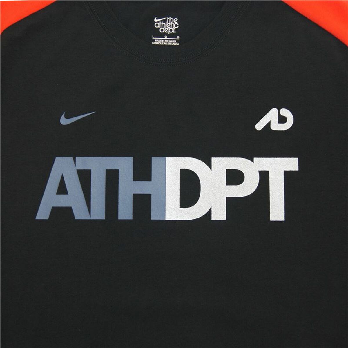 Nike Sportswear Men's T-Shirt - Black von Nike | BYAG.