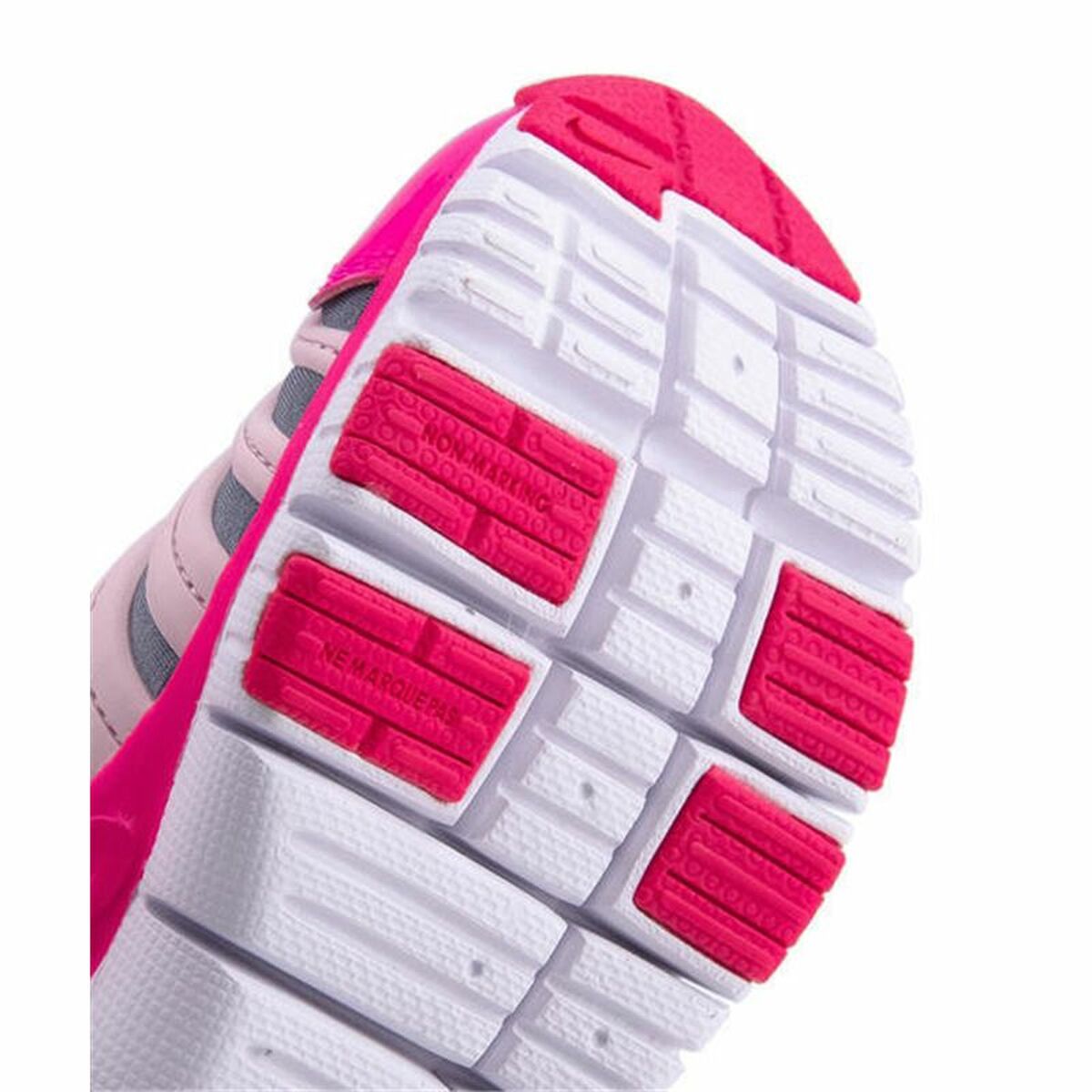 Nike Dynamo Free Girls' Trainers - Fuchsia von Nike | BYAG.