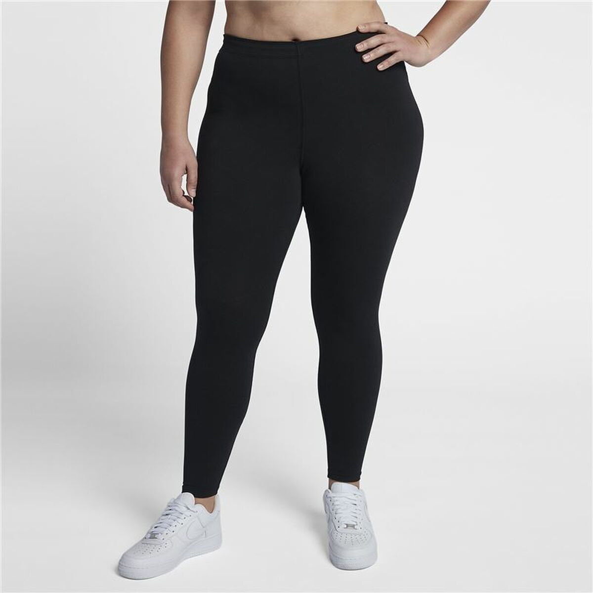 Nike Women's Leggings - Black von Nike | BYAG.