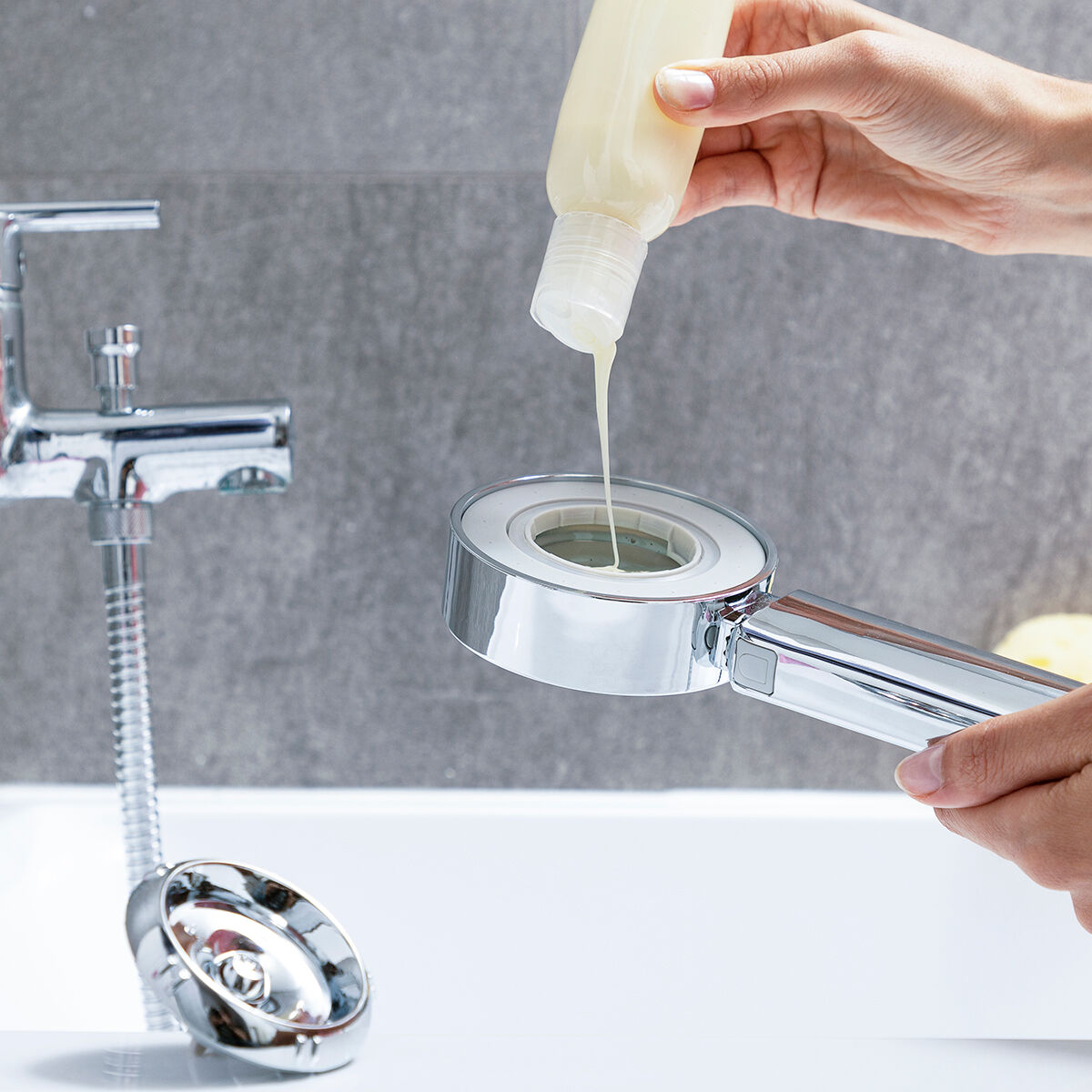 InnovaGoods 3-in-1 Double Shower Kopf mit Dispenser Xawara – Produktansicht 5