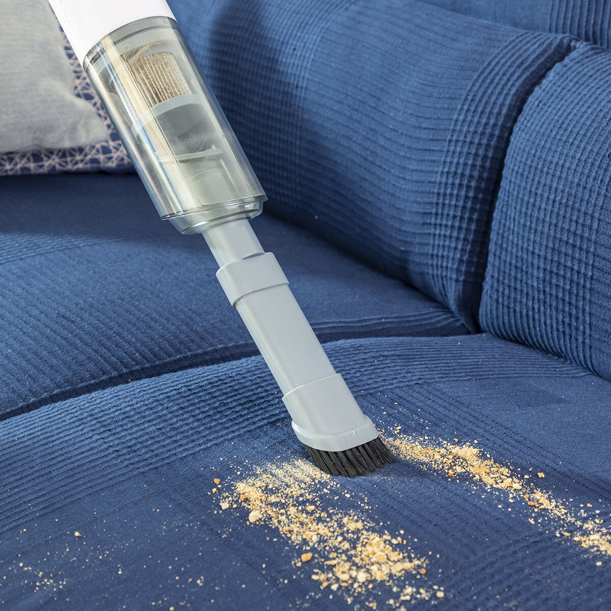 Wiederaufladbarer Handstaubsauger mit 3 Zubehörteilen Hancuum InnovaGoods – Produktansicht 4