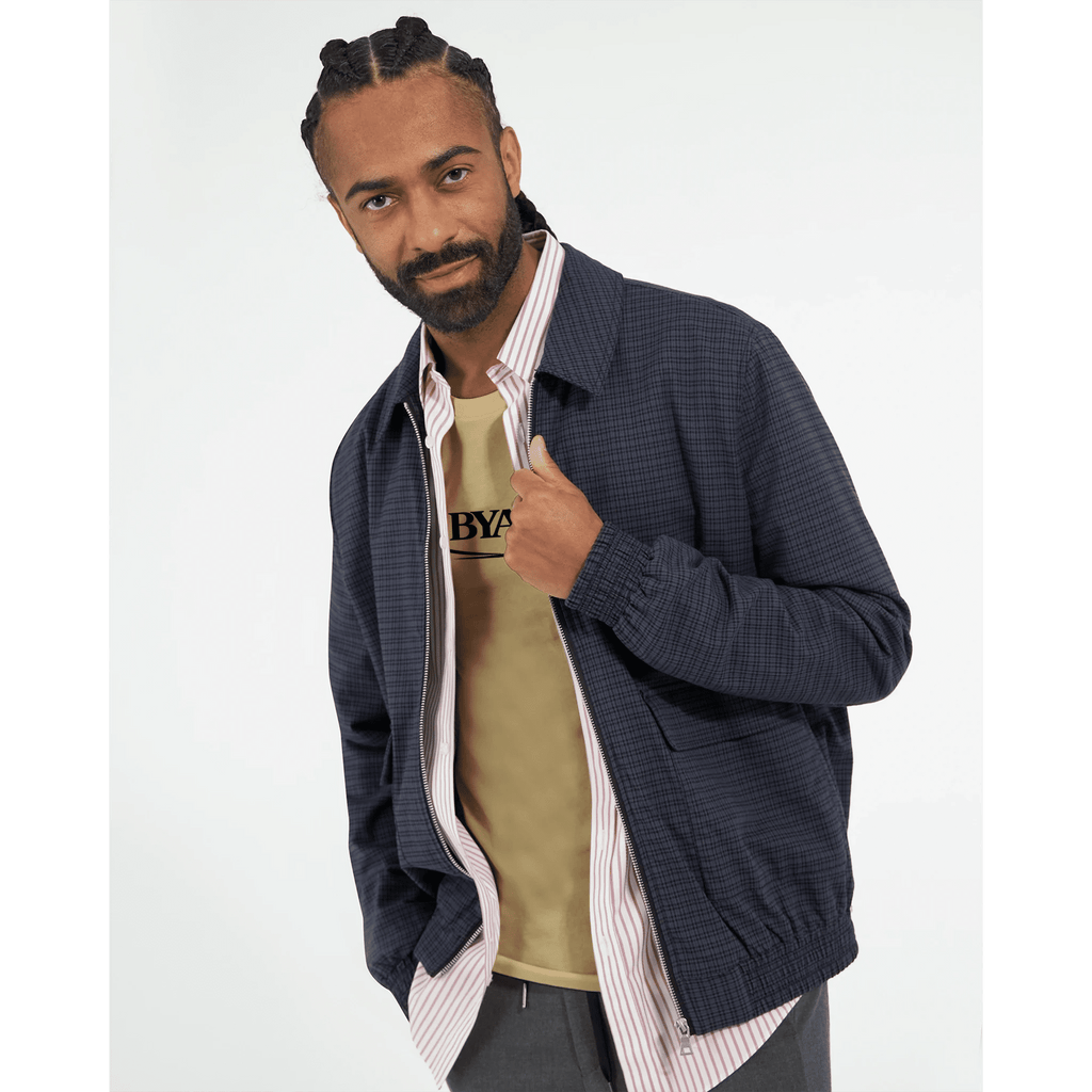 BYAG. Signature Crewneck – Cream von BYAG. | BYAG.