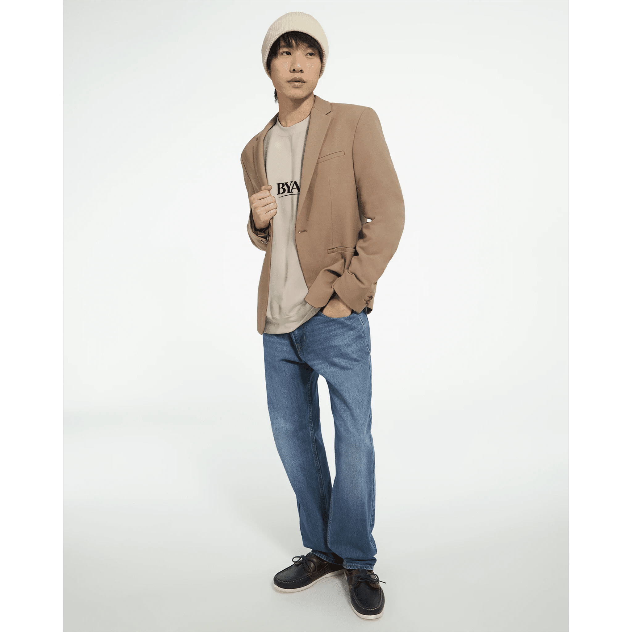 BYAG. Everyday Minimal Sweatshirt – Sand von BYAG. | BYAG.