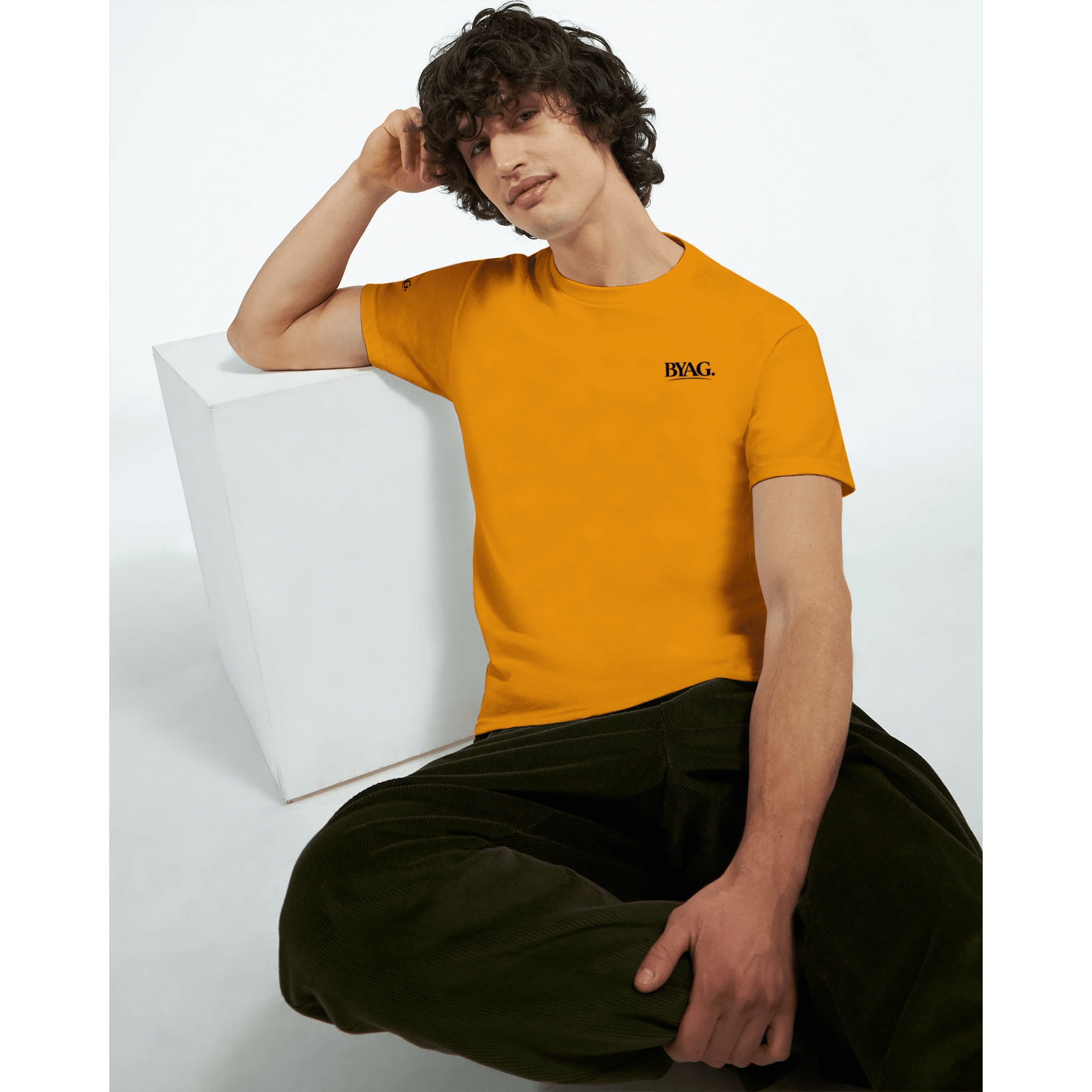 BYAG. Everyday Minimal T-shirt – Gold von BYAG. | BYAG.