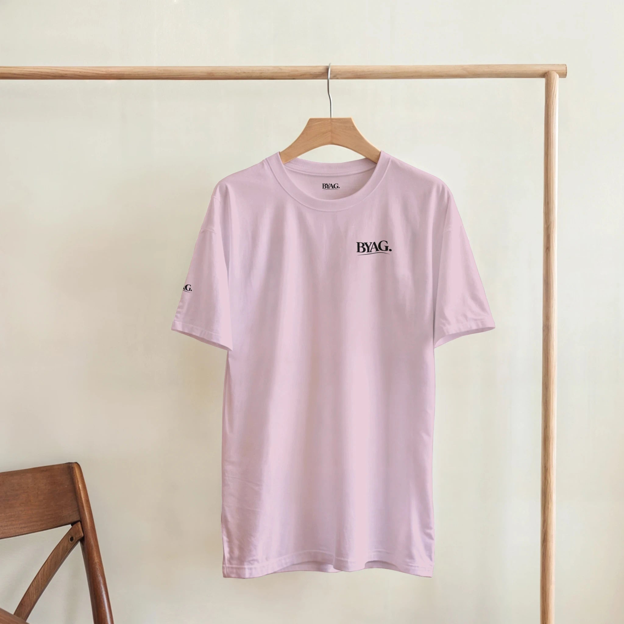 BYAG. Everyday Minimal T-shirt – Blush Pink von BYAG. | BYAG.