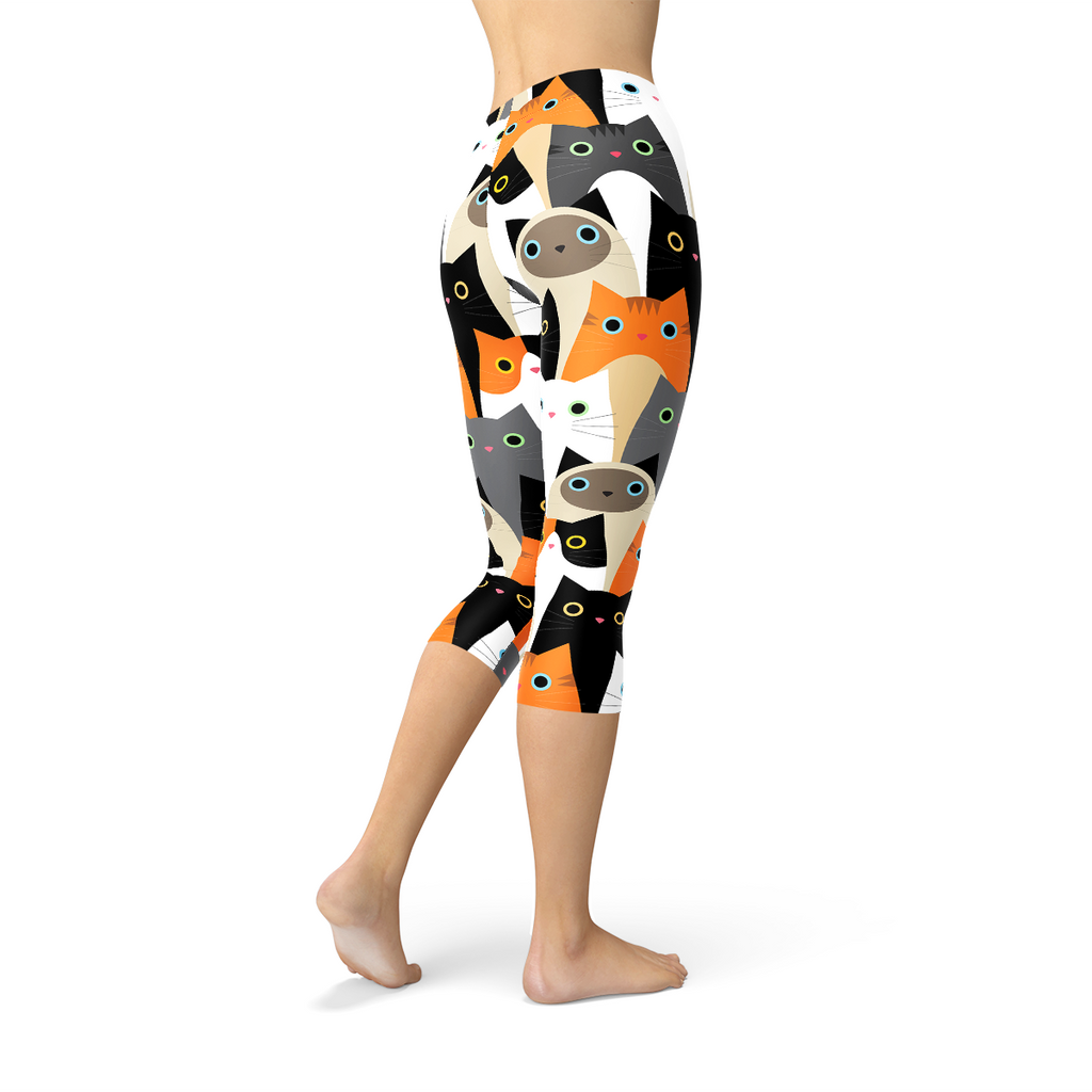 All Over Print Cats Women's Capri Leggings von BYAG. | BYAG.
