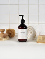 BYAG. Hand & Body Wash – Patchouli & Amber Vanilla von BYAG. | BYAG.