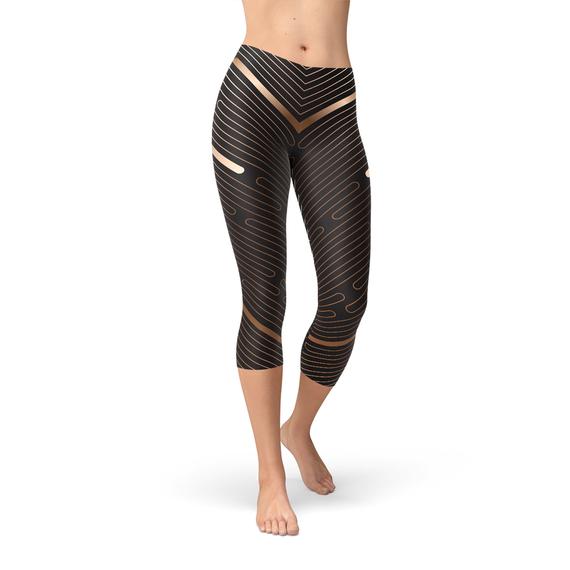Striped Lines Women's Capri Leggings - Brown von BYAG. | BYAG.