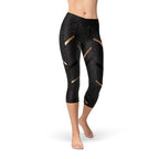 Stripes Women's Capri Leggings - Black von BYAG. | BYAG.