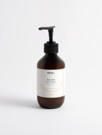 BYAG. Silk Skin Body Serum – Spices & Sandalwood von BYAG. | BYAG.