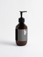 BYAG. MEN – Silk Skin Body Serum – Woody Amber & Leather von BYAG. | BYAG.