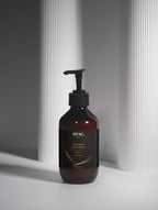 BYAG. MEN – Silk Skin Body Serum – Jojoba Oil von BYAG. | BYAG.