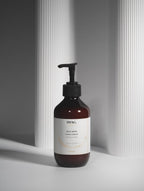 BYAG. Silk Skin Hand Cream – Spices & Sandalwood von BYAG. | BYAG.