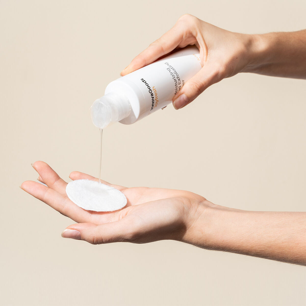 InnovaGoods Feuchtigkeitsspendender Peeling-Gesichtstoner Reis Joyfresh 150 ml – Produktansicht 4